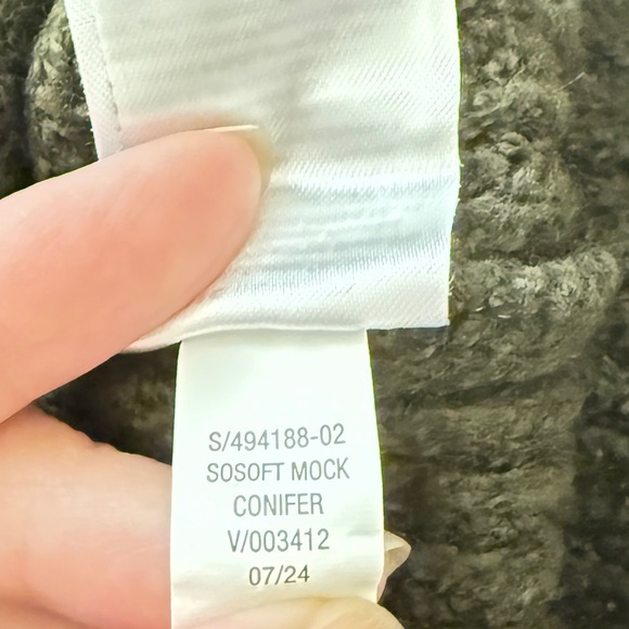 Old Navy Sweater SoSoft Mock Neck Cable Knit Dark Green Academia Small - Picture 8 of 10